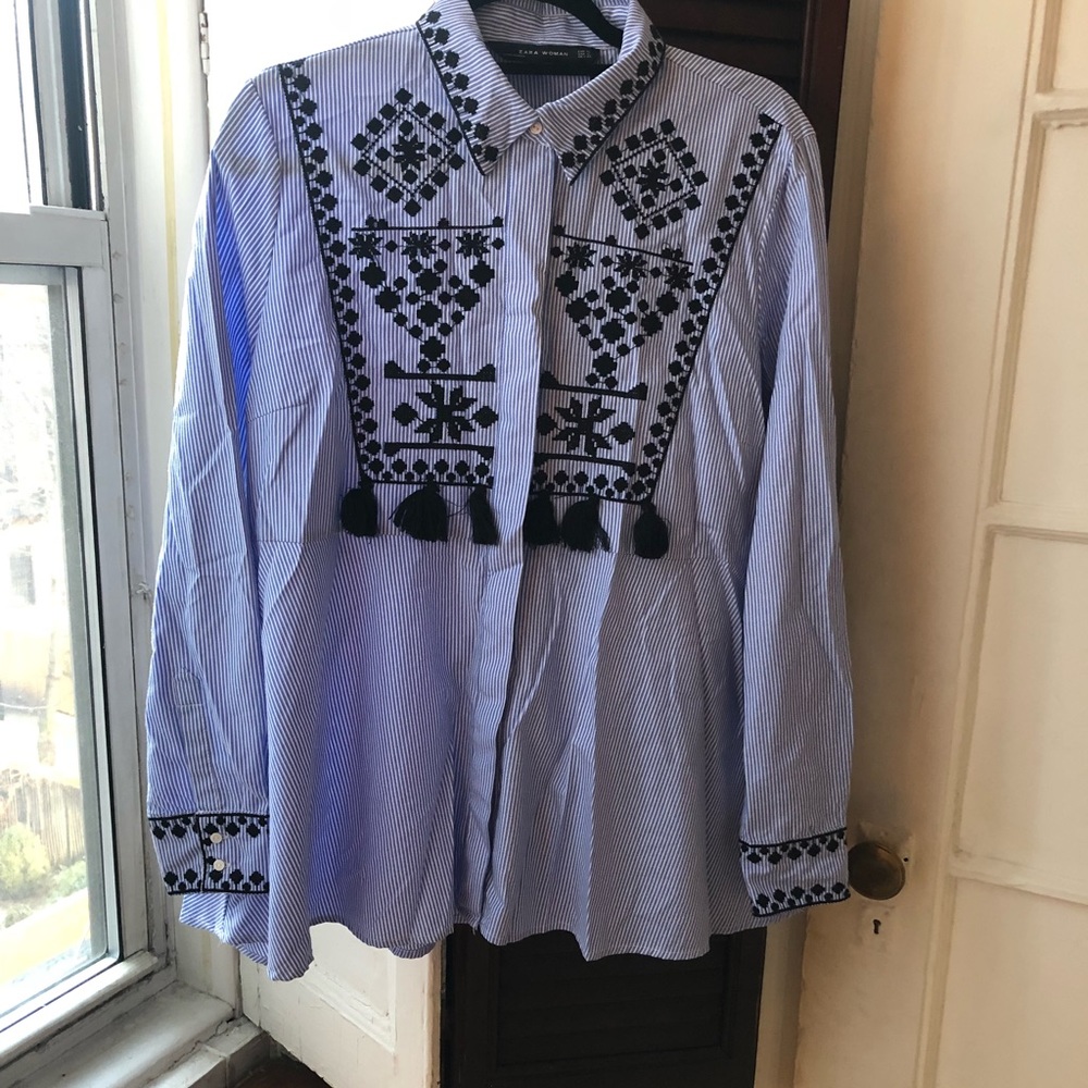 BRAND NEW embroidered Zara blouse